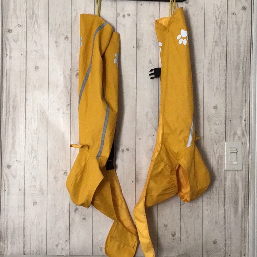 Top Paw XL (50 lb) Dog Raincoats (2 available)